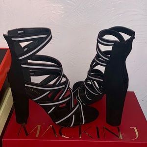 Size 10M Black Cross Strap Heels